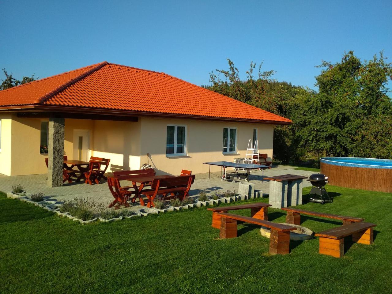 Vakantiehuis House Adrelot